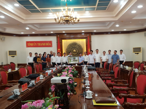 Đảng đoàn LHH Việt Nam làm việc với Tỉnh ủy Thanh Hóa
