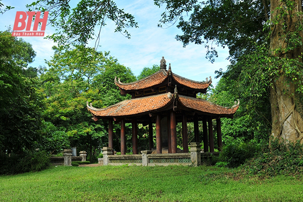 Khu di tích lịch sử Lam Kinh - điểm đến tâm linh “níu chân” du khách.  Những bảo vật quốc gia vô giá