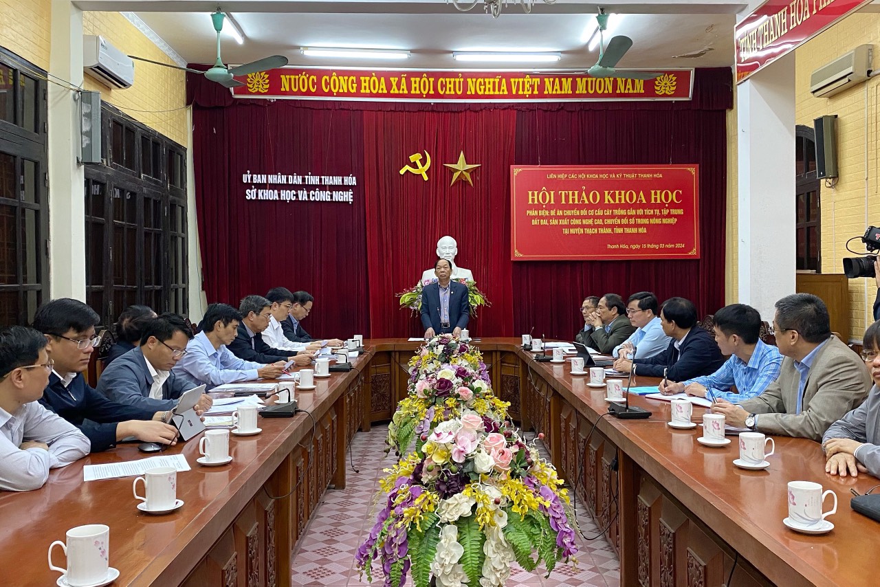 Hội thảo phản biện đề án về chuyển đổi cơ cấu cây trồng tại huyện Thạch Thành