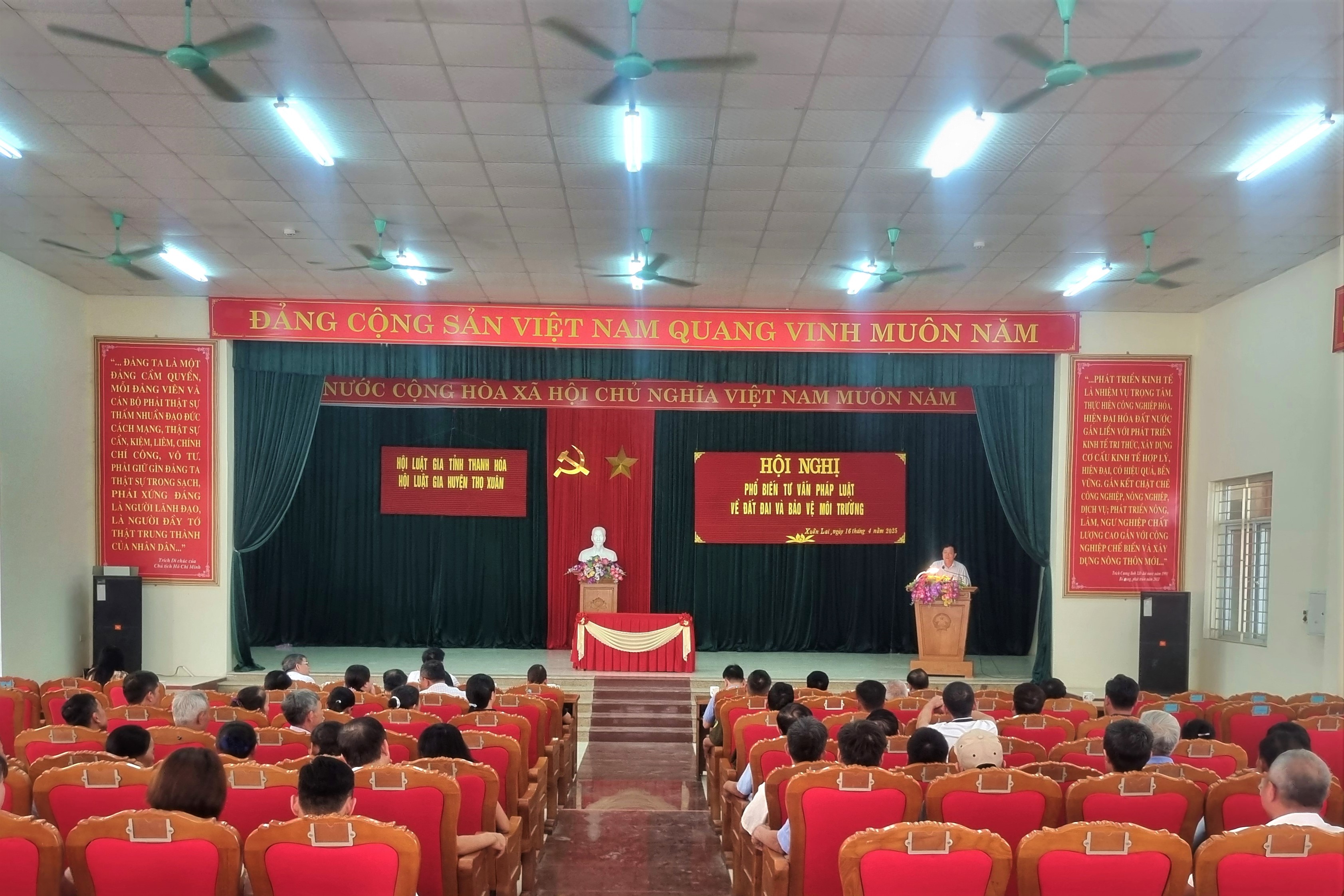 Hội Luật gia: Phổ biến, tư vấn pháp luật về đất đai và bảo vệ môi trường tại xã Xuân Lai, huyện Thọ Xuân