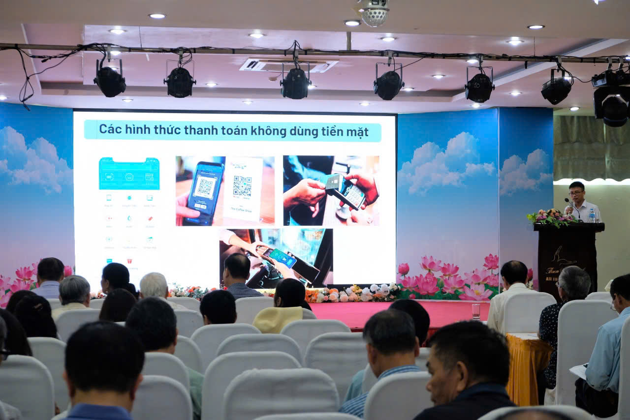 Tập huấn Bình dân học vụ số cho cán bộ, hội viên Liên hiệp hội