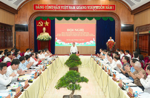 Sắp xếp tổ chức bộ máy MTTQ Việt Nam, các tổ chức chính trị-xã hội cấp tỉnh, xã