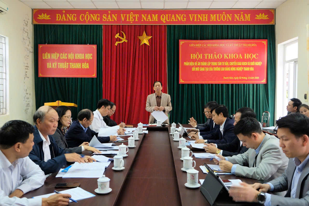 Phản biện đề án thành lập Trung tâm tư vấn, chuyển giao KHCN và khởi nghiệp ĐMST của Trường Cao đẳng Nông nghiệp Thanh Hóa